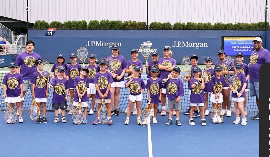  Tennis